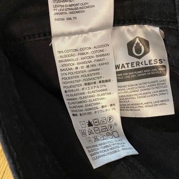 Levi's 311 Shaping Skinny Jeans Black (25) - Picture 4 of 7